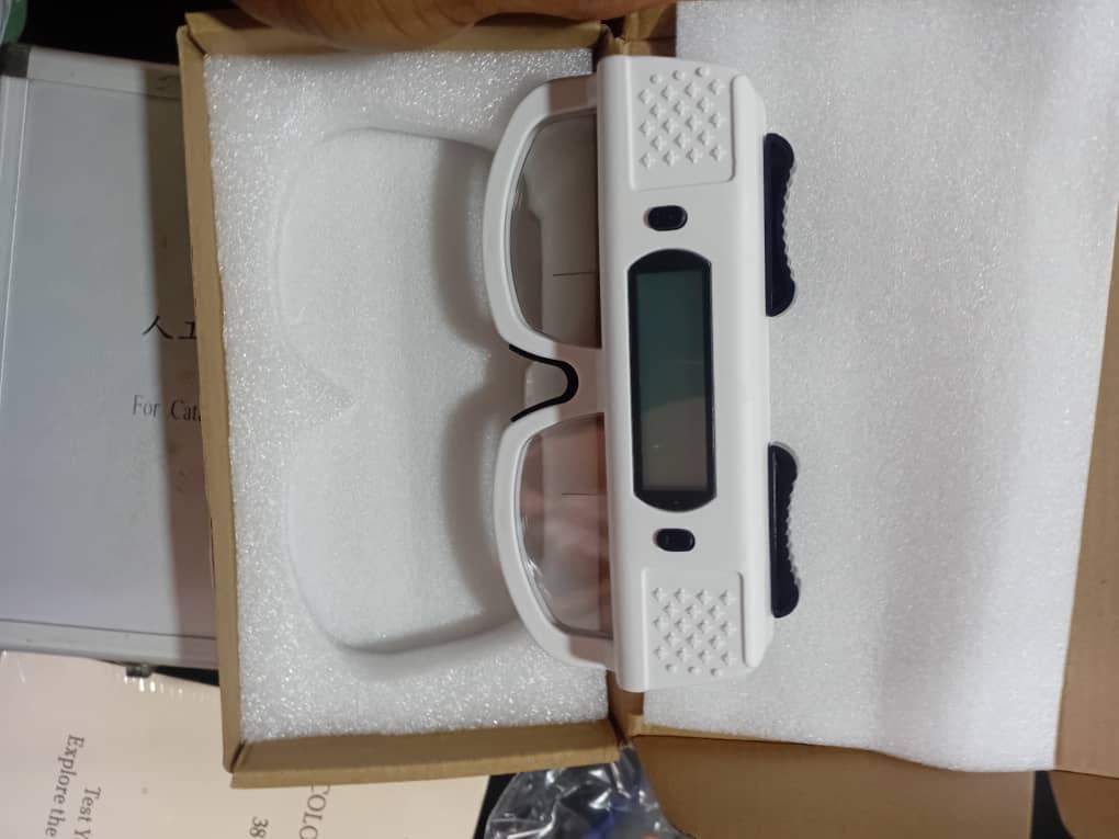 Digital Pupil Meter